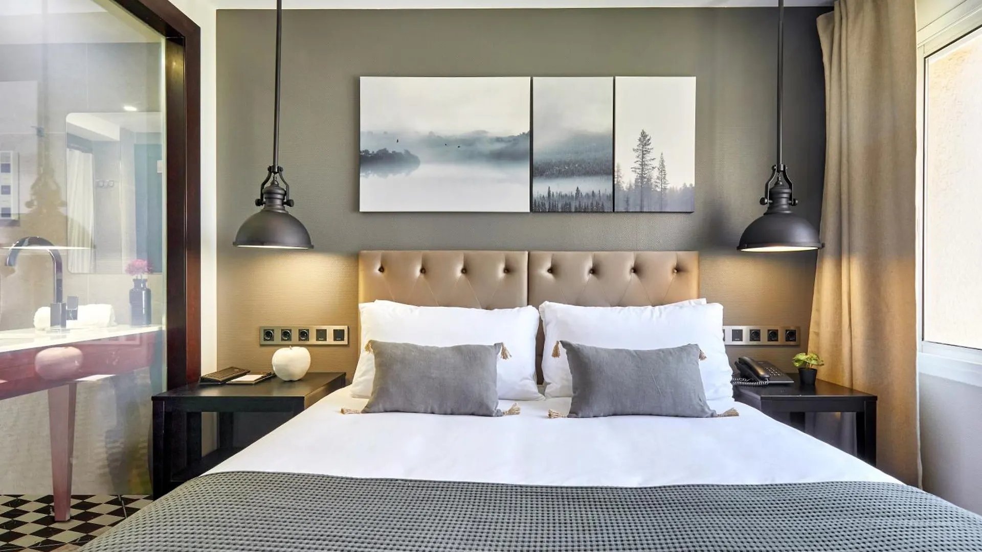Hotel Cortes Rambla Barcelona