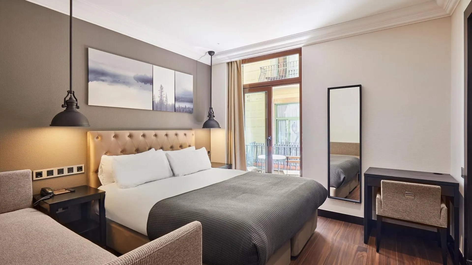 Hotel Cortes Rambla Barcelona