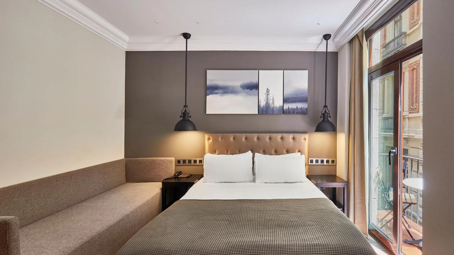 Hotel Cortes Rambla Barcelona